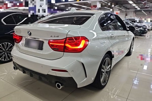 BMW 1 Series 2019, 88000 км, за 11466 USD - фото 6