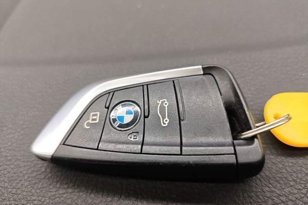 BMW 1 Series 2019, 88000 км, за 11466 USD - фото 23