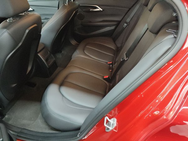 BMW 1 Series 2020, 44700 км, за 11962 USD - фото 13