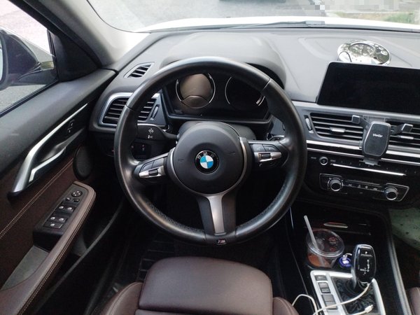 BMW 1 Series 2020, 49100 км, за 11961 USD - фото 9