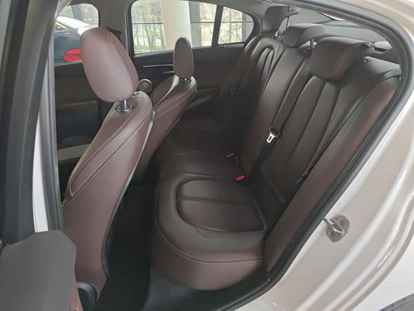 BMW 1 Series 2021, 110600 км, за 12623 USD - фото 22