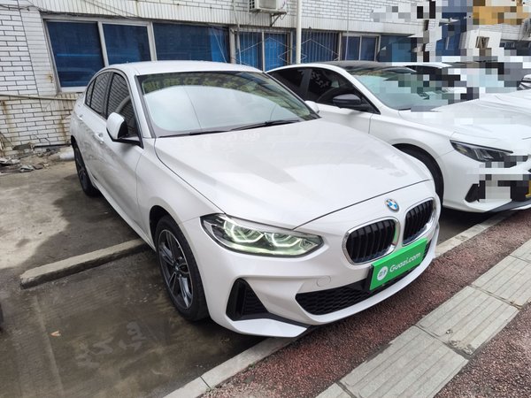 BMW 1 Series 2021, 43700 км, за 14196 USD