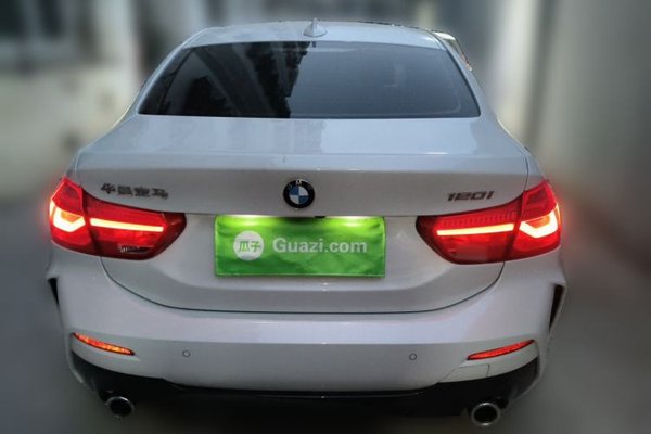 BMW 1 Series 2021, 50500 км, за 10616 USD