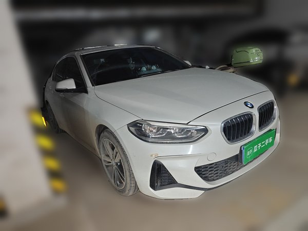 BMW 1 Series · 2021 год