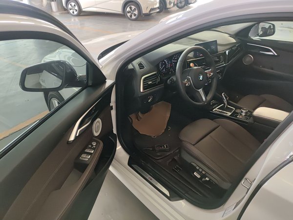 BMW 1 Series 2021, 55300 км, за 12989 USD - фото 15