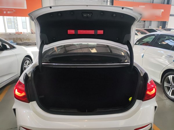 BMW 1 Series 2021, 55300 км, за 12989 USD - фото 18