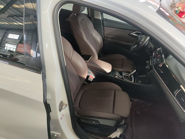 BMW 1 Series 2021, 55300 км, за 12989 USD - фото 24