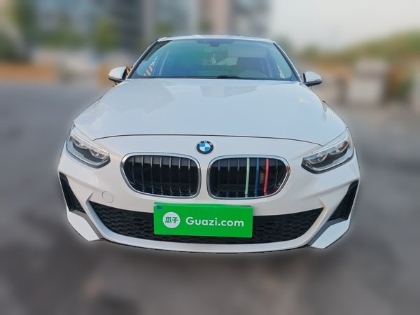 BMW 1 Series 2021, 87800 км, за 11041 USD