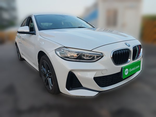 BMW 1 Series 2021, 87800 км, за 11041 USD