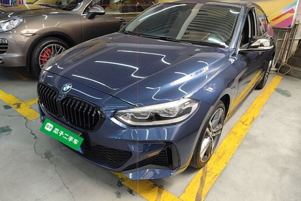 BMW 1 Series · 2021 год