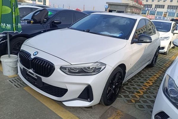 BMW 1 Series · 2021 год