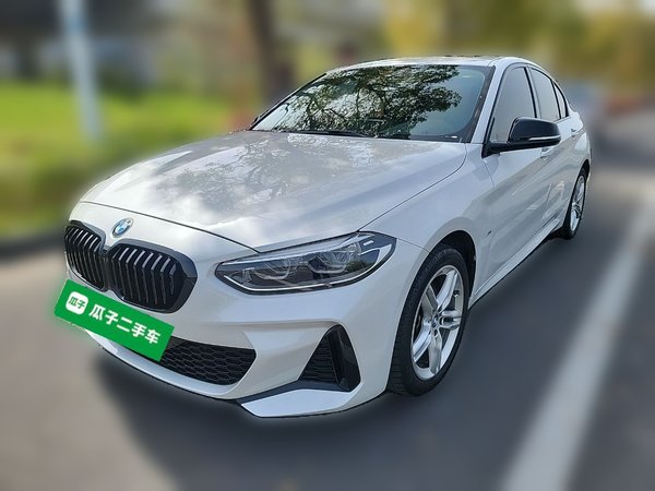 BMW 1 Series · 2022 год