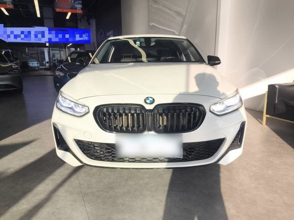 BMW 1 Series 2022, 44500 км, за 15269 USD