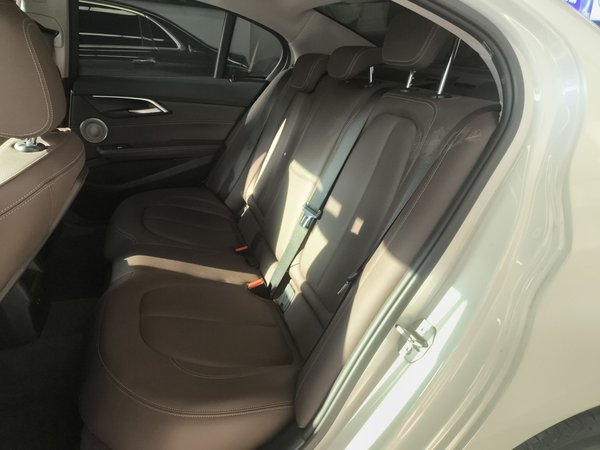 BMW 1 Series 2022, 44500 км, за 15269 USD - фото 22