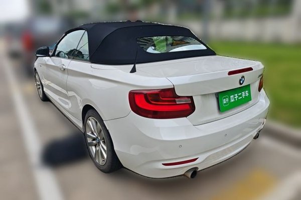 BMW 2 Series 2015, 55300 км, за 11904 USD
