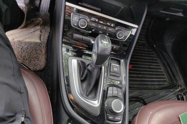 BMW 2 Series Active Tourer 2015, 93100 км, за 8560 USD - фото 11