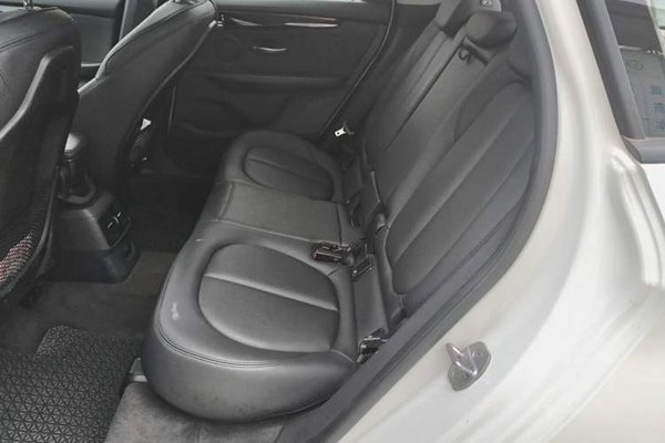 BMW 2 Series Active Tourer 2016, 96400 км, за 8224 USD - фото 14