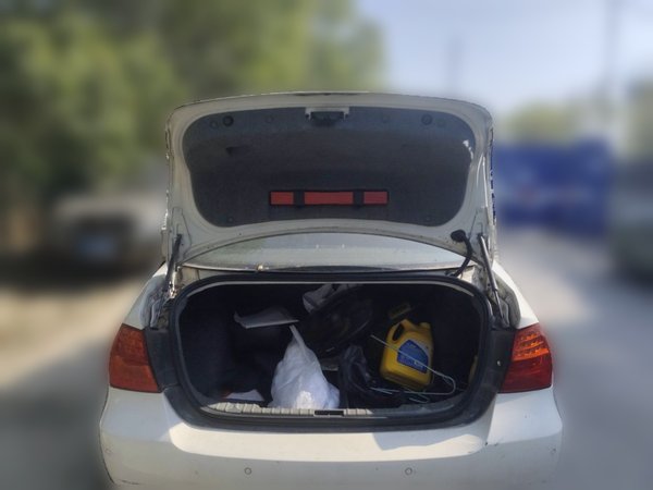 BMW 3 Series 2010, 199000 км, за 3469 USD - фото 20