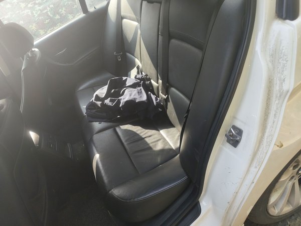 BMW 3 Series 2010, 199000 км, за 3469 USD - фото 18