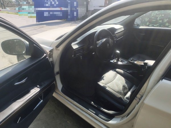 BMW 3 Series 2010, 199000 км, за 3469 USD - фото 17