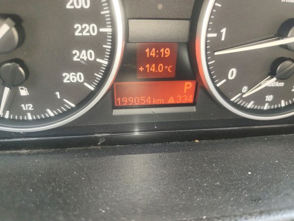 BMW 3 Series 2010, 199000 км, за 3469 USD - фото 13