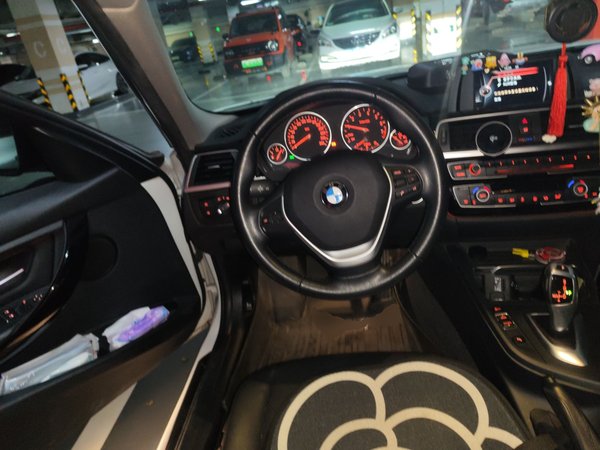 BMW 3 Series 2017, 80000 км, за 10525 USD - фото 19
