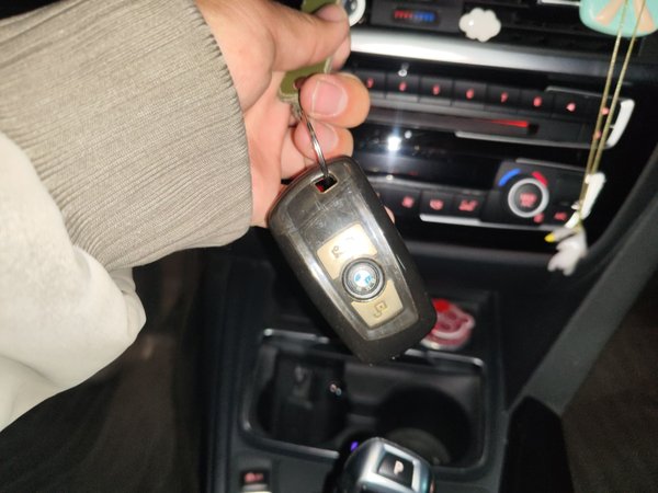 BMW 3 Series 2017, 80000 км, за 10525 USD - фото 18