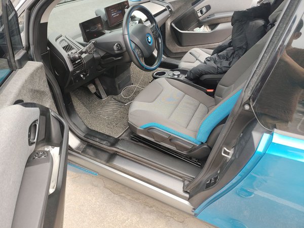BMW i3 2018, 83100 км, за 9183 USD - фото 17
