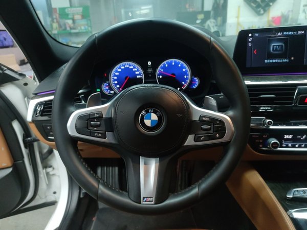 BMW 5 Series 2018, 106199 км, за 27115 USD - фото 11