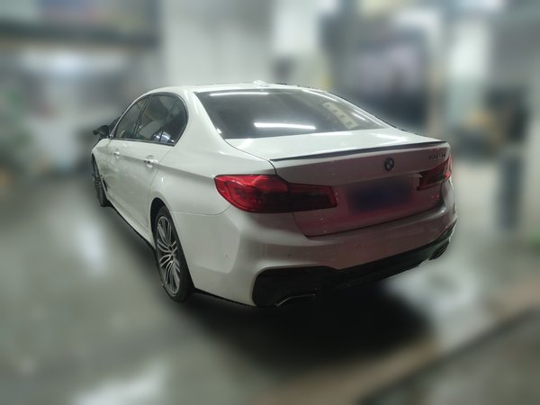 BMW 5 Series 2018, 106199 км, за 27115 USD