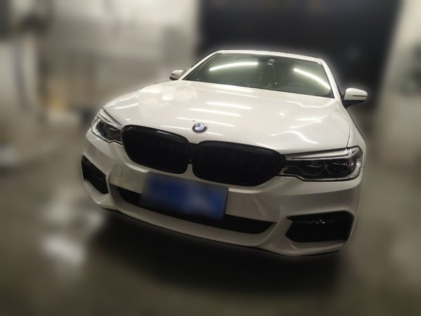 BMW 5 Series 2018, 106199 км, за 27115 USD