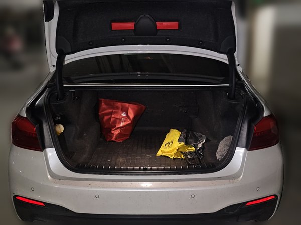 BMW 5 Series 2018, 74500 км, за 24555 USD - фото 20