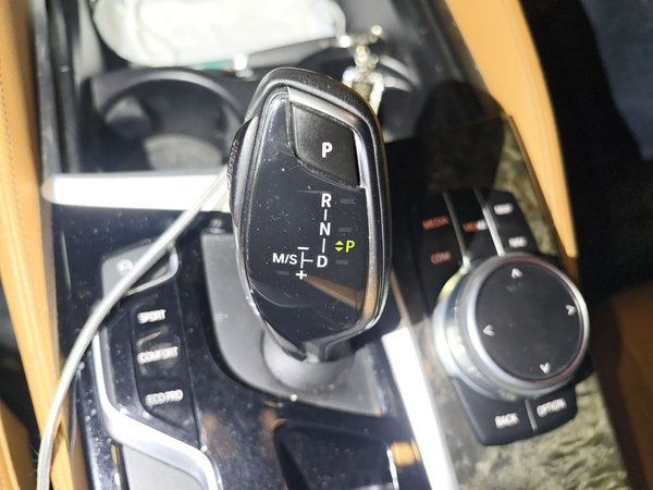 BMW 5 Series 2018, 74500 км, за 24555 USD - фото 16
