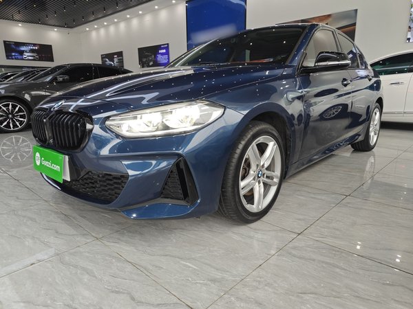 BMW 1 Series · 2021 год