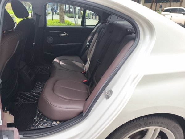 BMW 1 Series 2021, 35900 км, за 13162 USD - фото 18