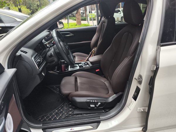 BMW 1 Series 2021, 35900 км, за 13162 USD - фото 16