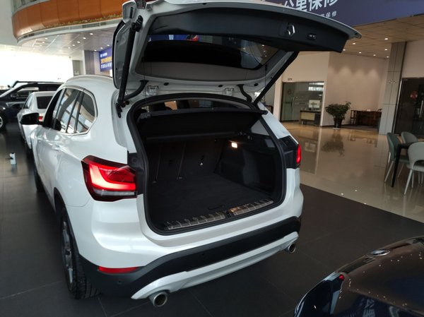 BMW X1 2021, 74000 км, за 18664 USD - фото 22