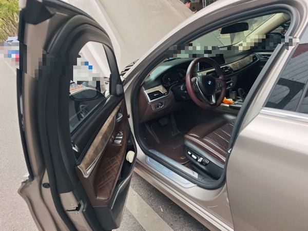 BMW 7 Series 2021, 102600 км, за 50697 USD - фото 17