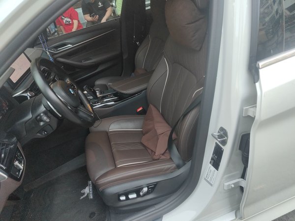 BMW 5 Series 2022, 40599 км, за 43393 USD - фото 16