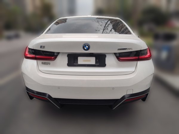 BMW i3 2025, 42600 км, за 24345 USD