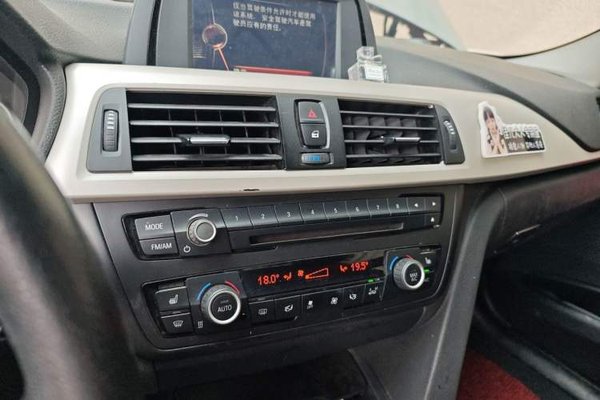 BMW 3 Series 2014, 124200 км, за 7084 USD - фото 13