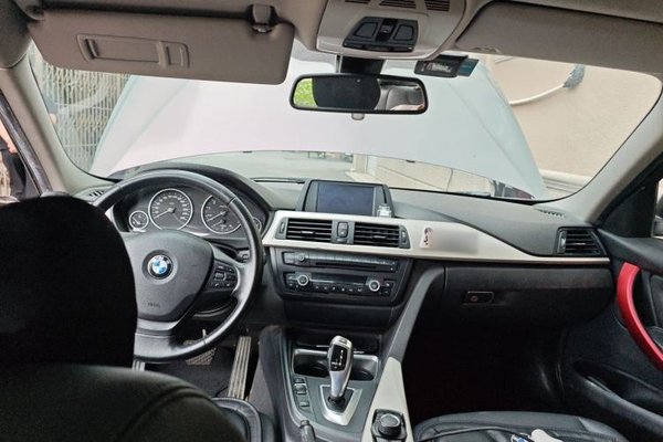 BMW 3 Series 2014, 124200 км, за 7084 USD - фото 9