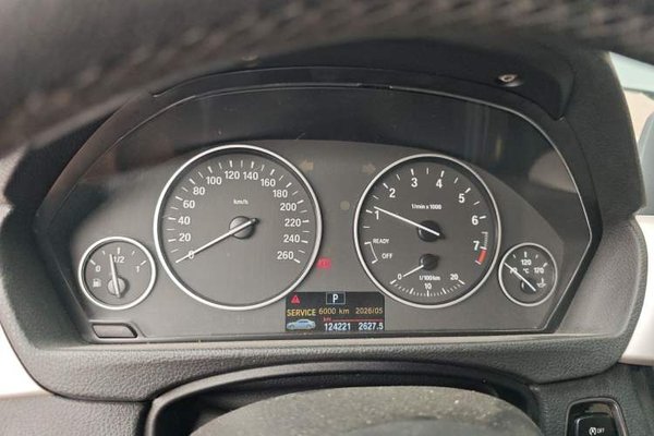 BMW 3 Series 2014, 124200 км, за 7084 USD - фото 11