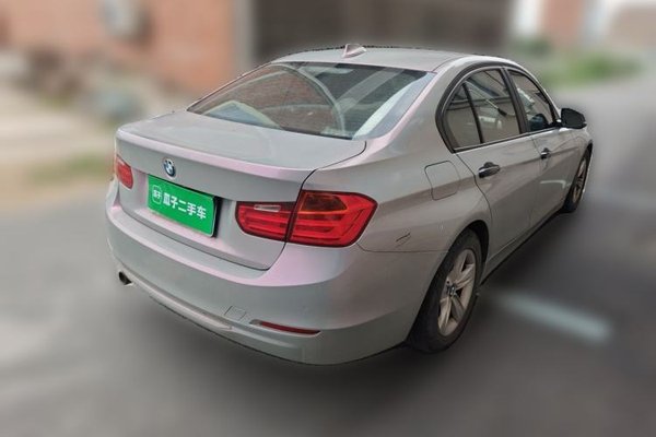 BMW 3 Series 2014, 124200 км, за 7084 USD