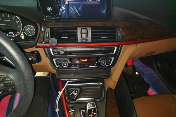 BMW 3 Series 2014, 90700 км, за 9433 USD - фото 12