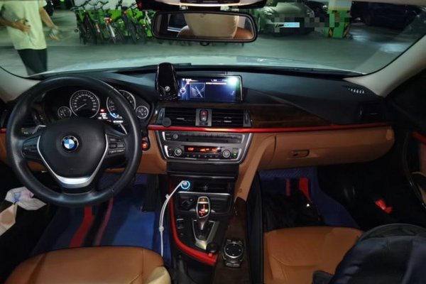 BMW 3 Series 2014, 90700 км, за 9433 USD - фото 18