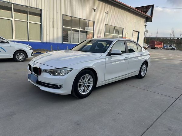 BMW 3 Series · 2015 год