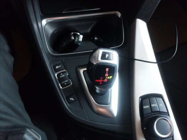 BMW 3 Series 2015, 172800 км, за 9556 USD - фото 13