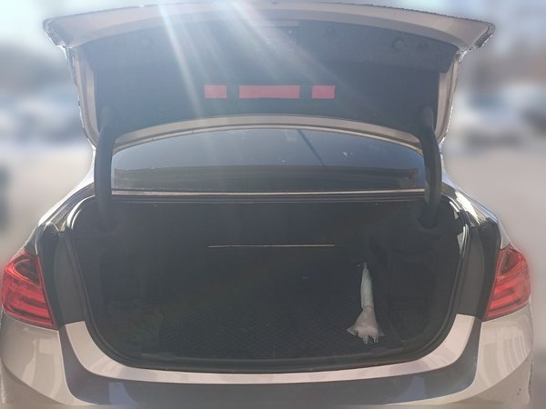 BMW 3 Series 2015, 89000 км, за 9910 USD - фото 20