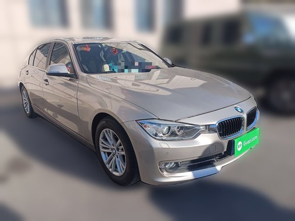 BMW 3 Series 2015, 89000 км, за 9910 USD